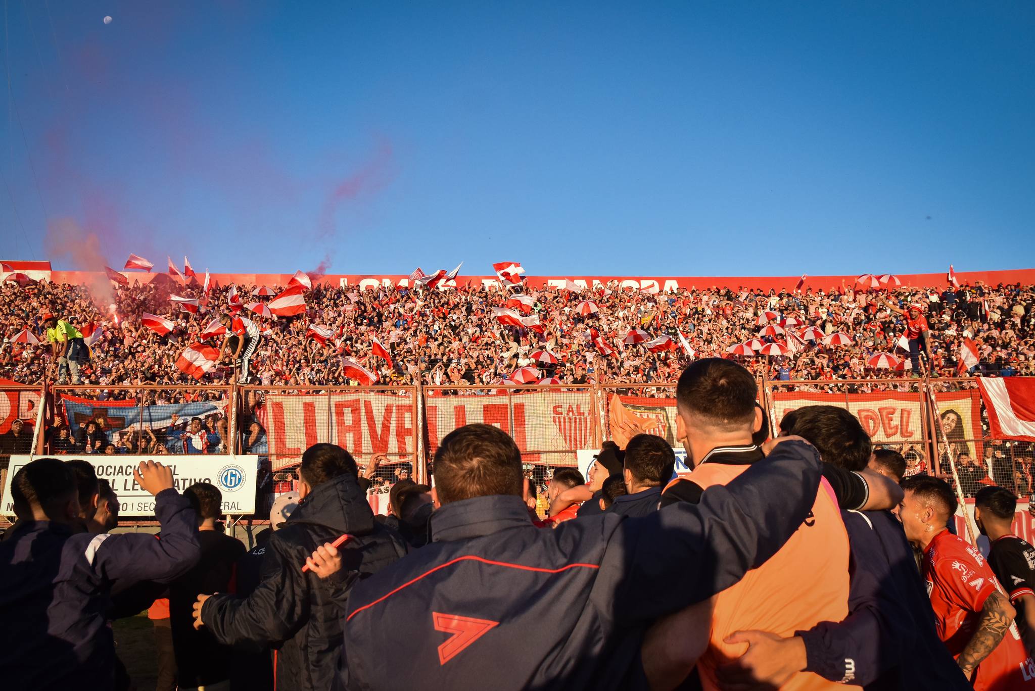 festejo Lomas campeón Apertura