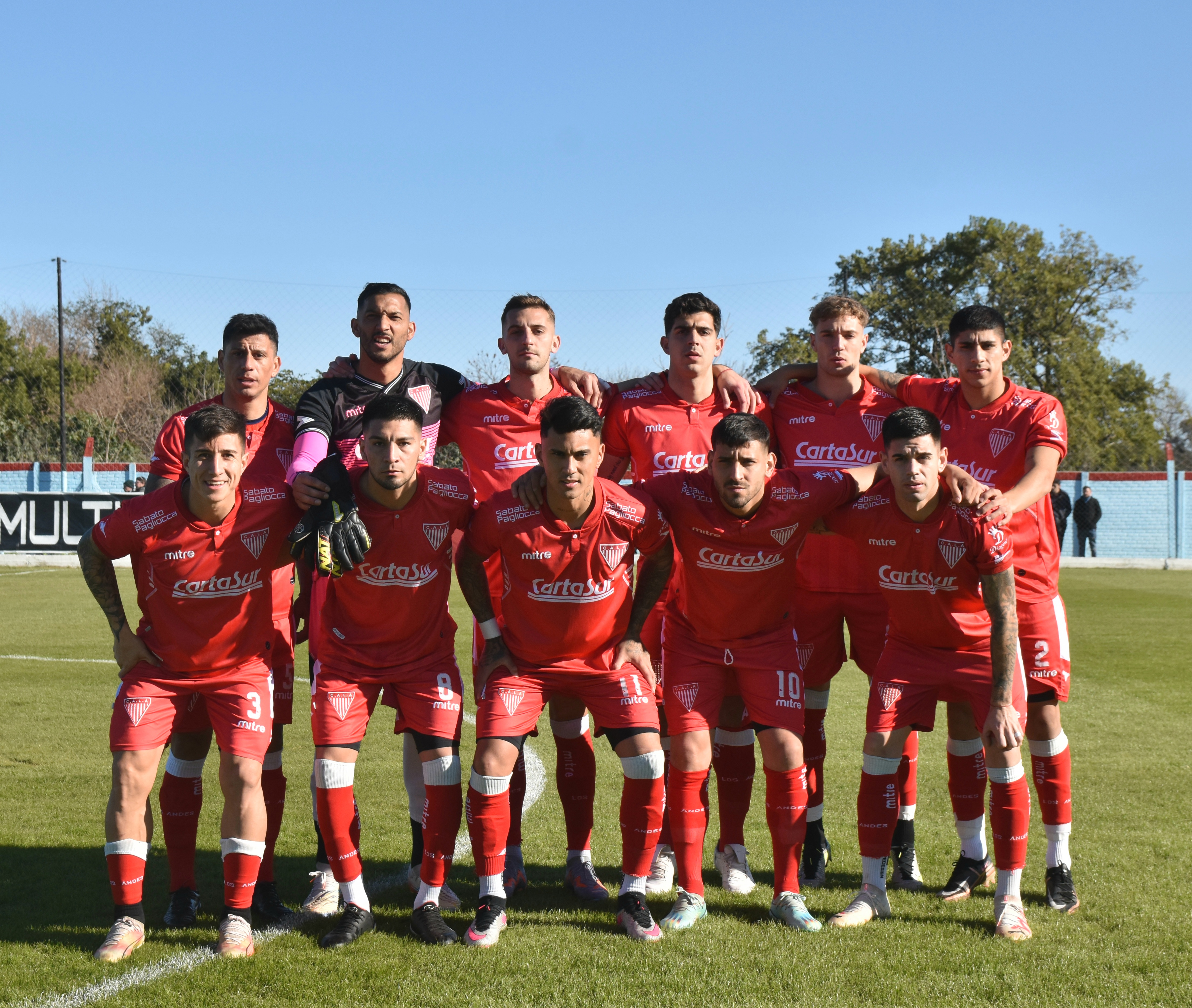 Empate ante Fénix